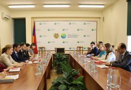 Minister of Environment Hakob Simidyan met the delegation headed by the head of the Armenian mission of the International Monetary Fund (IMF) Iva Petrova